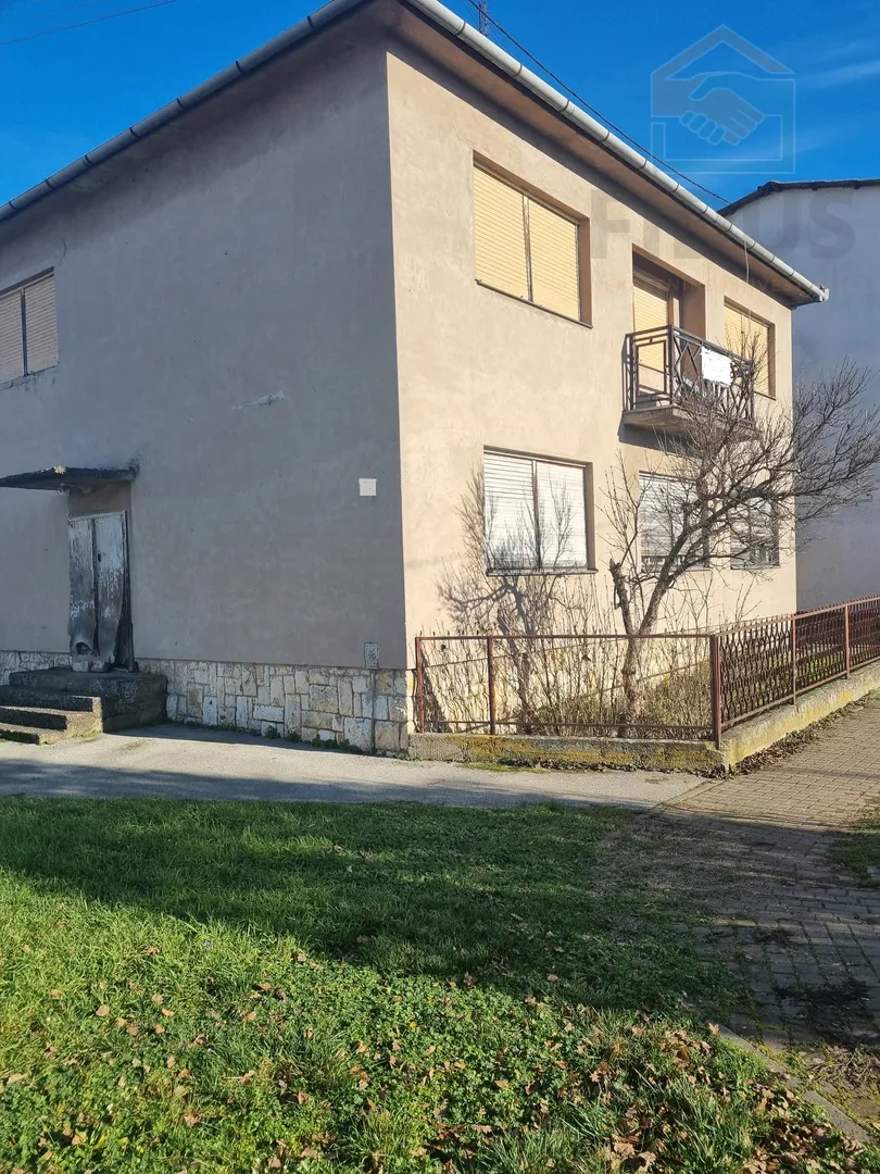 Obiteljska kuća u Belom Manastiru na atraktivnoj lokaciji - Beli Manastir