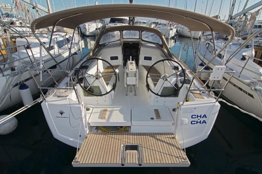 jeanneau sun odyssey 349 - slika 3