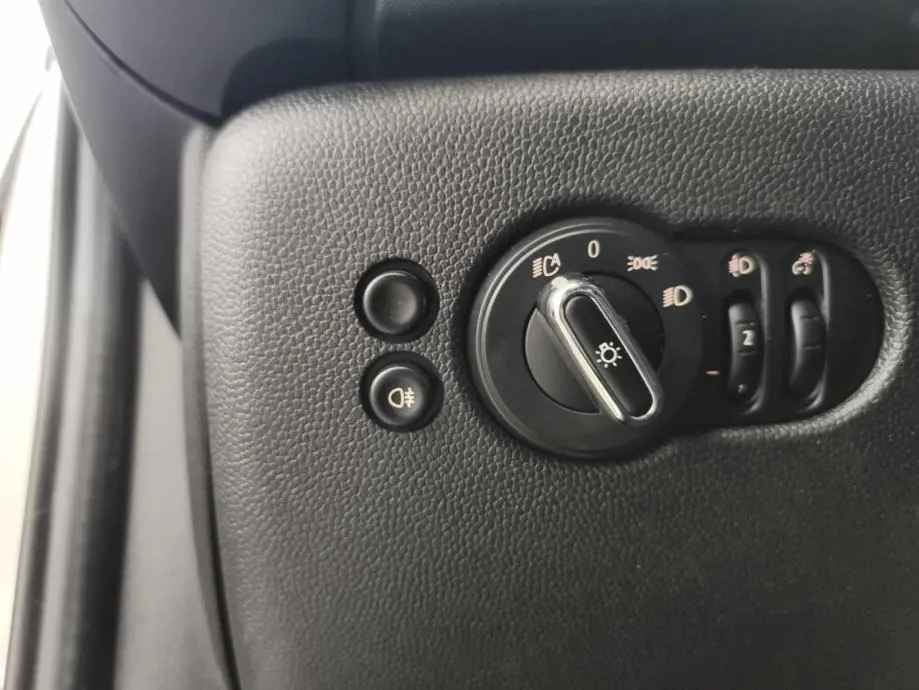 mini cooper 5 vrata 100kw - 1 godina garancije! - slika 17