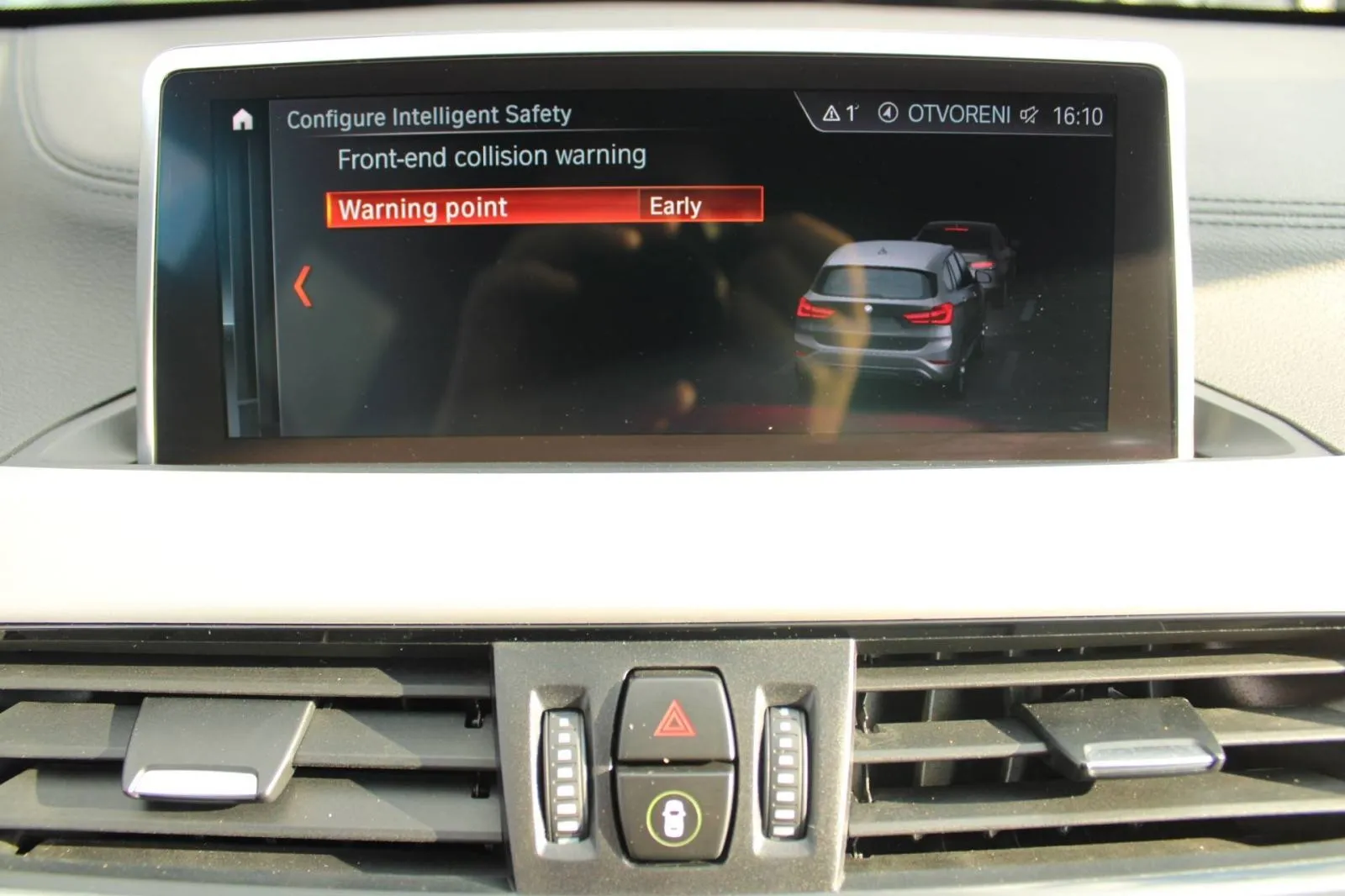 bmw x1 18d automatik ///m paket *led,navigacija,kamera* - slika 17