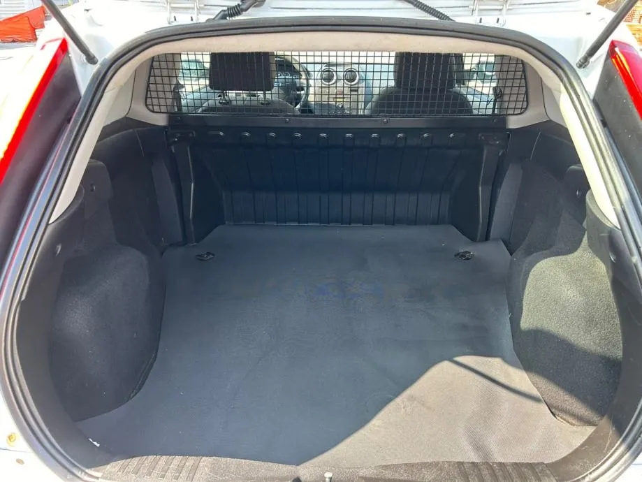 ford fiesta 1,4 td, 2009 god. - slika 9