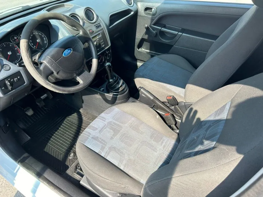 ford fiesta 1,4 td, 2009 god. - slika 10