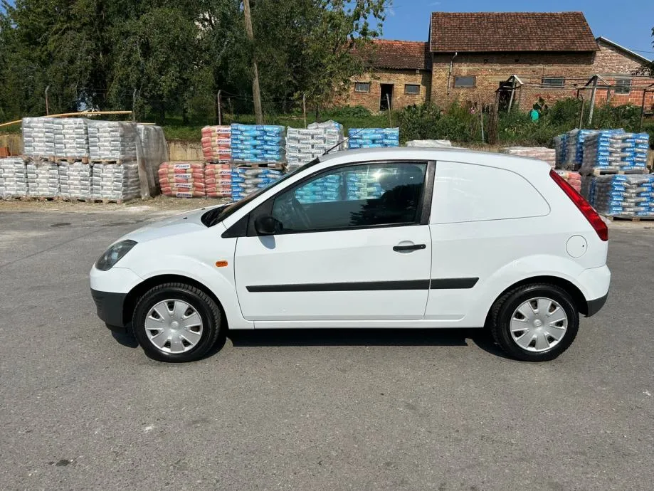 ford fiesta 1,4 td, 2009 god. - slika 3