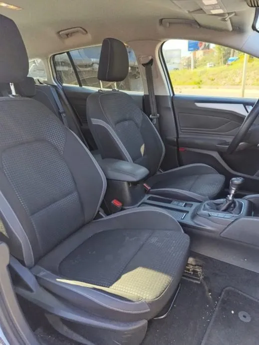 ford focus 1,5 ecoblue - slika 20