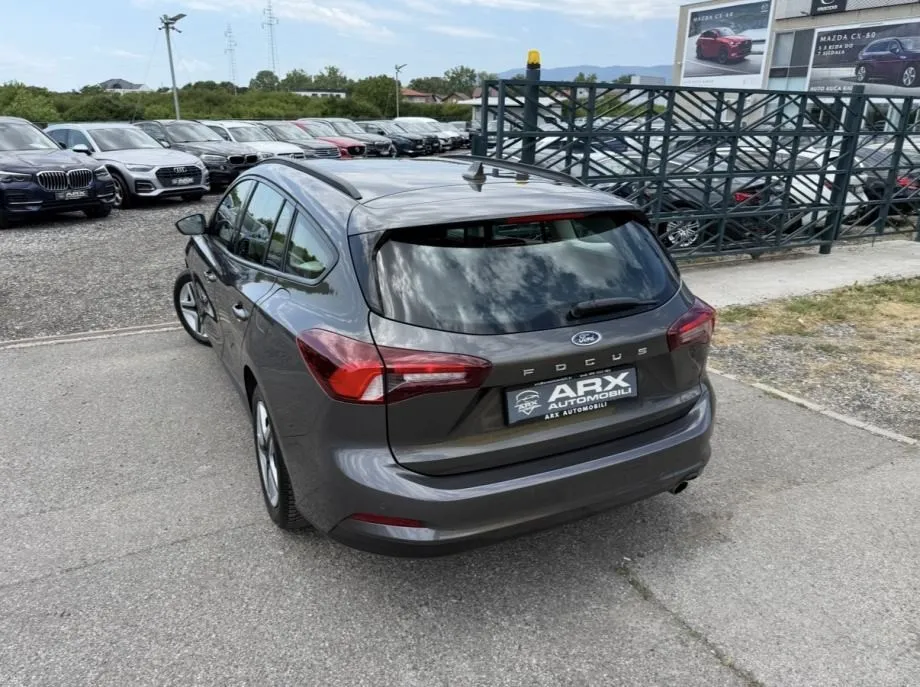 ford focus 1.5 ecoblue °navi°temopmat°led svjetla°leasing bez učešća° - slika 16