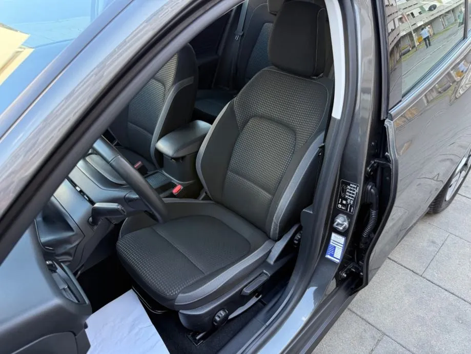 ford focus 1.5 ecoblue °navi°temopmat°led svjetla°leasing bez učešća° - slika 20
