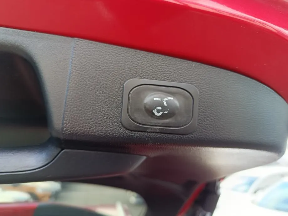 ford focus karavan 1,5 ecoblue vignale. fulll. jamstvo. leasing - slika 10