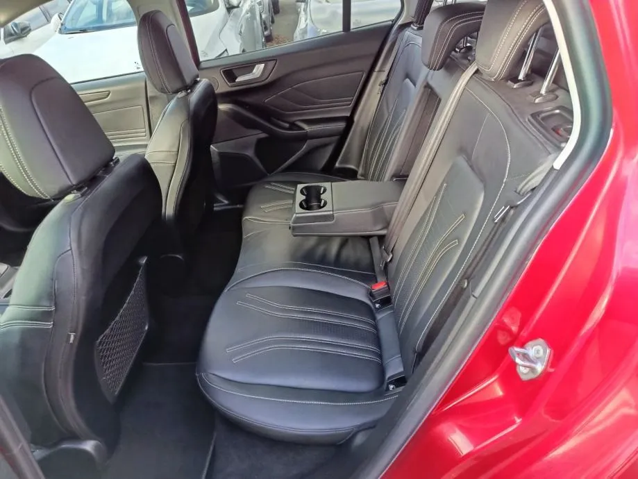 ford focus karavan 1,5 ecoblue vignale. fulll. jamstvo. leasing - slika 11
