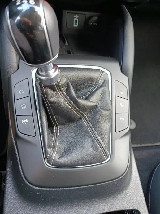 ford focus karavan 1,5 ecoblue vignale. fulll. jamstvo. leasing - slika 18