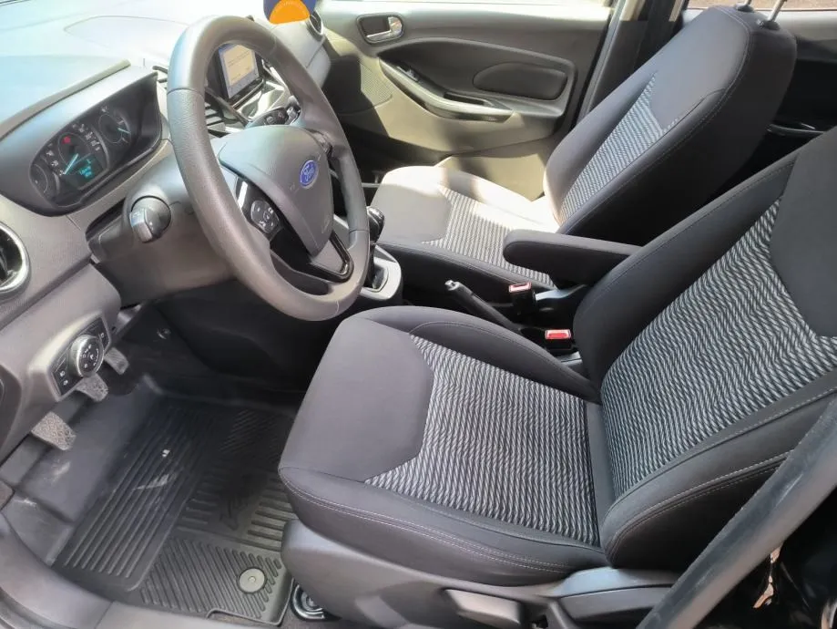 ford ka+ 1.2 black edition, servisna, jamstvo, reg. 1 godinu - slika 11