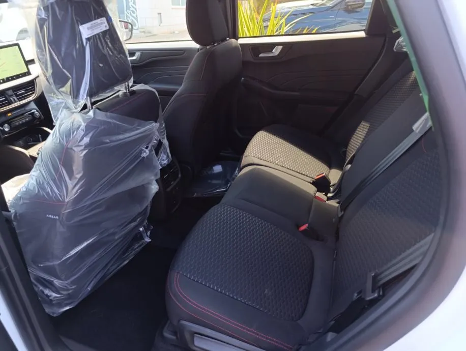 kuga st line 2.5 fhev 180ks cvt fwd - slika 14