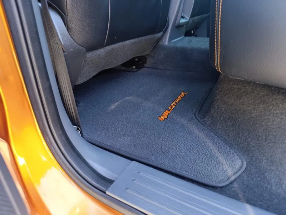 ford ranger wildtrak automatik/3.2 - slika 11