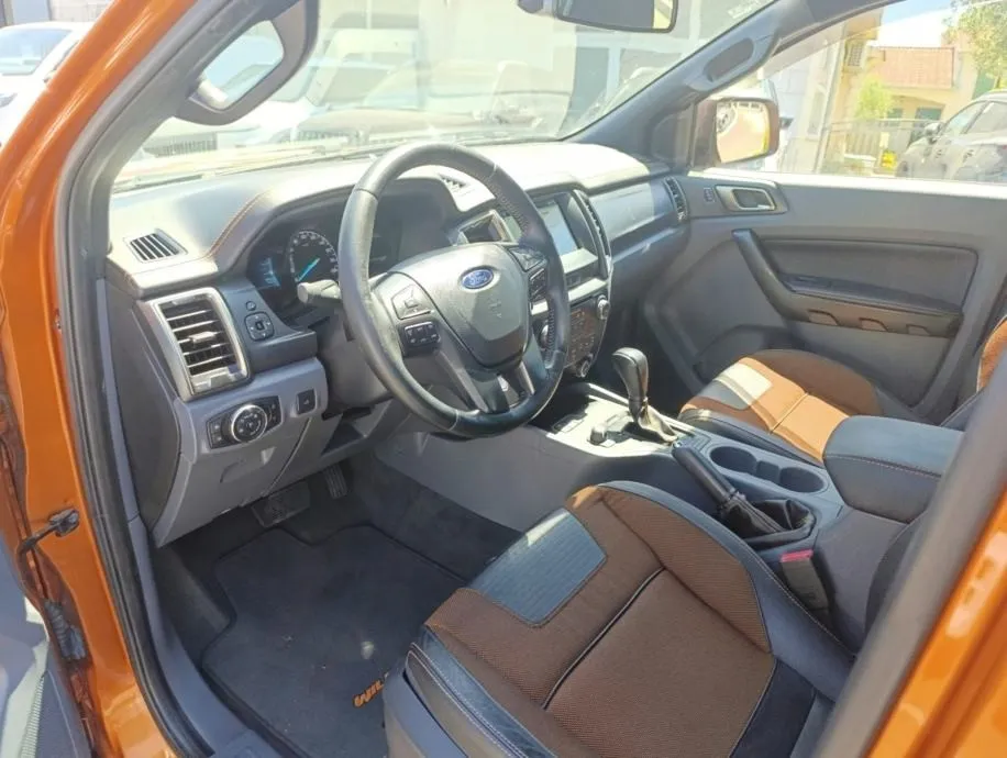 ford ranger wildtrak automatik/3.2 - slika 18