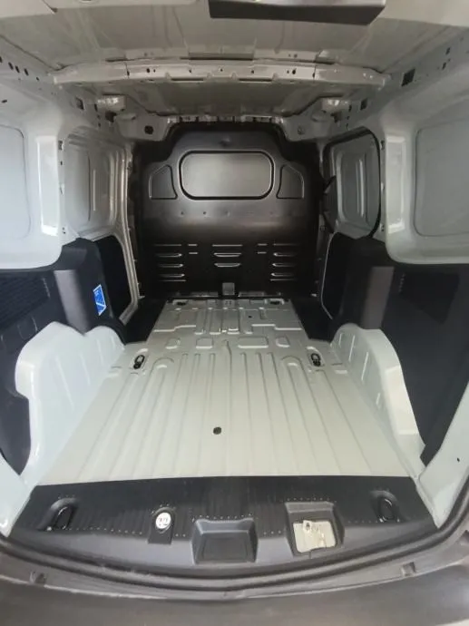ford courier v769 van trend 1.0 ecoboost 100ks - slika 4