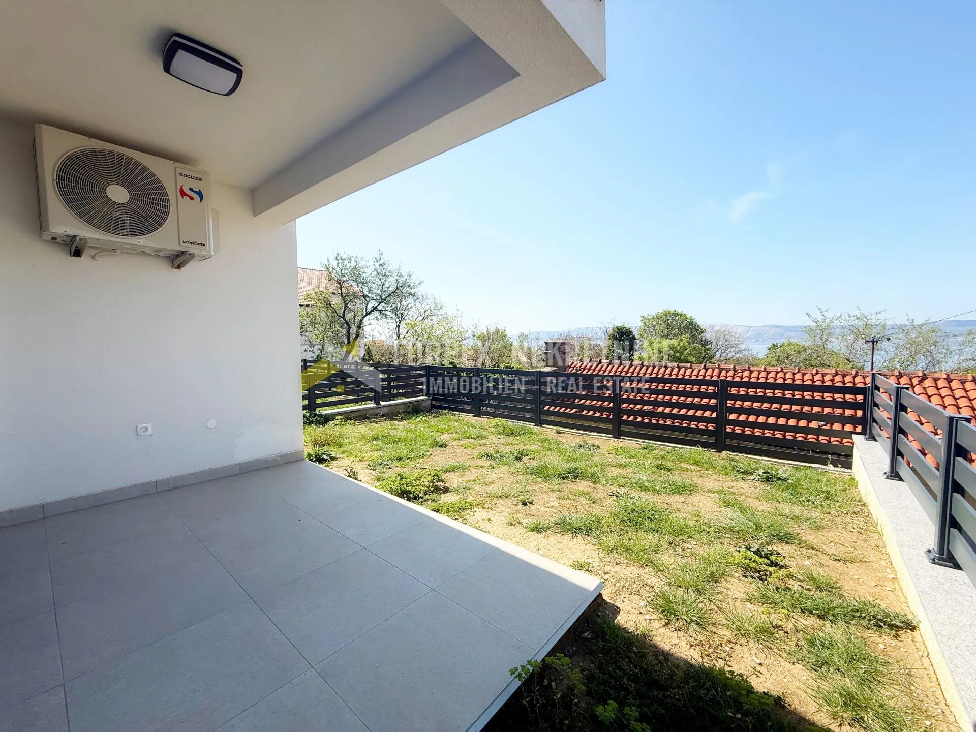 novi vinodolski-stan 54 m2 sa dvije spavaće sobe i dvorištem - slika 5