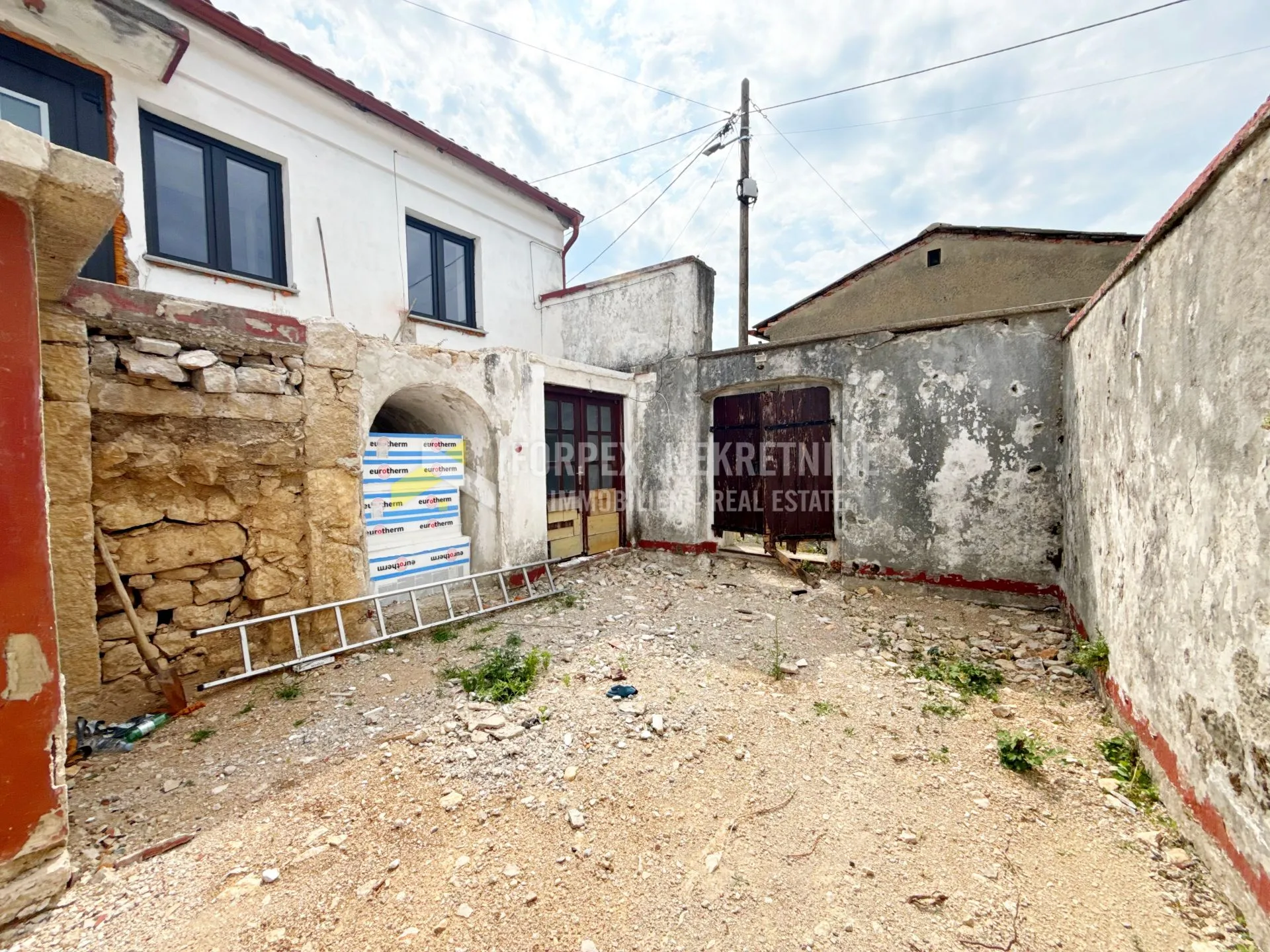 crikvenica -grižane-kuća sa okućnicom za adaptaciju - slika 4