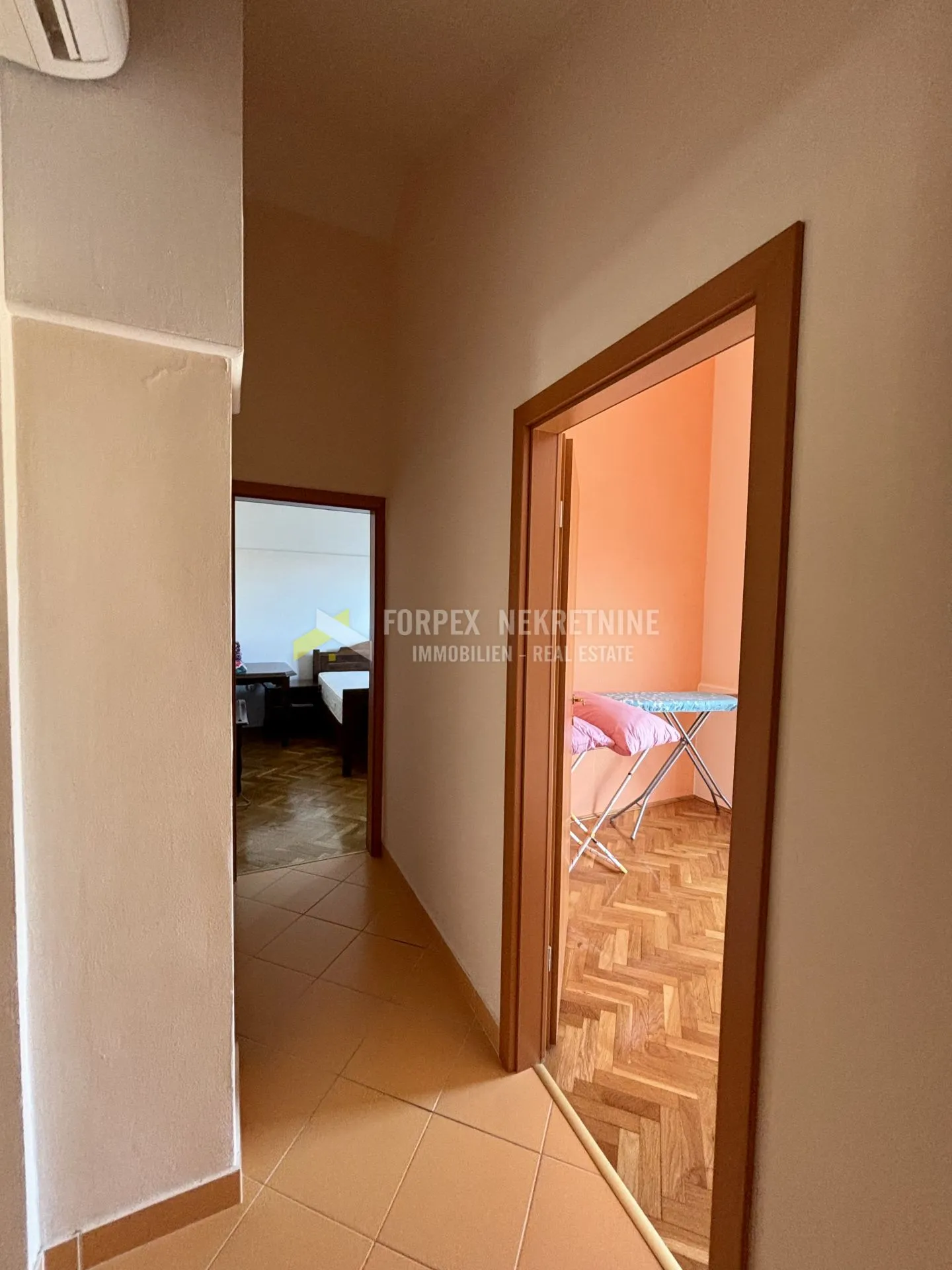 novi vinodolski-klenovica, stan 2s+db, pogled - slika 11