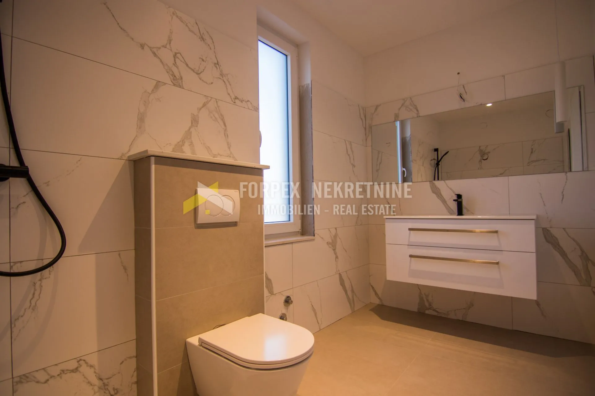 otok krk, muraj - vila s bazenom - slika 25
