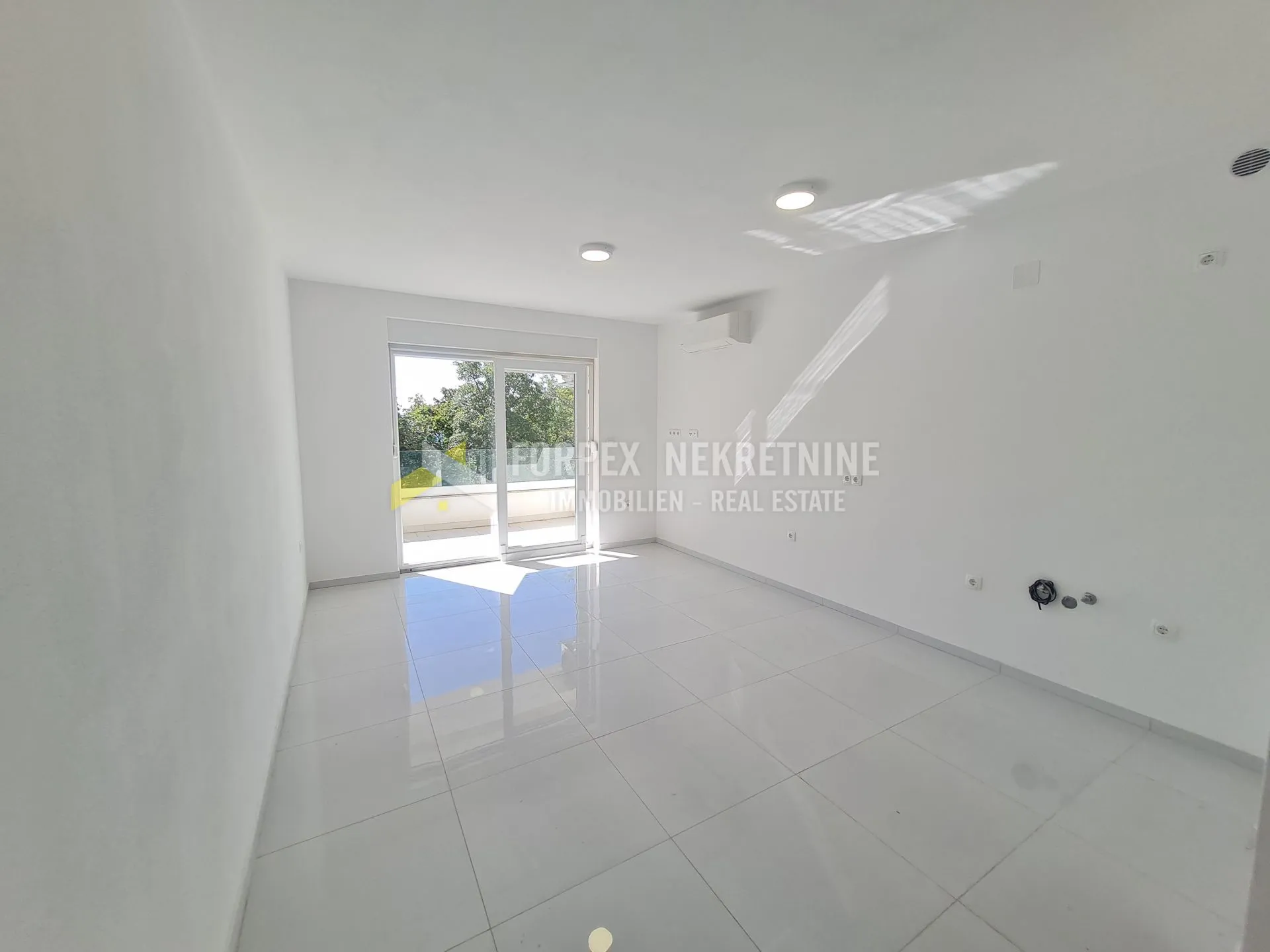 CRIKVENICA-STAN 58 m2 U NOVOGRADNJI