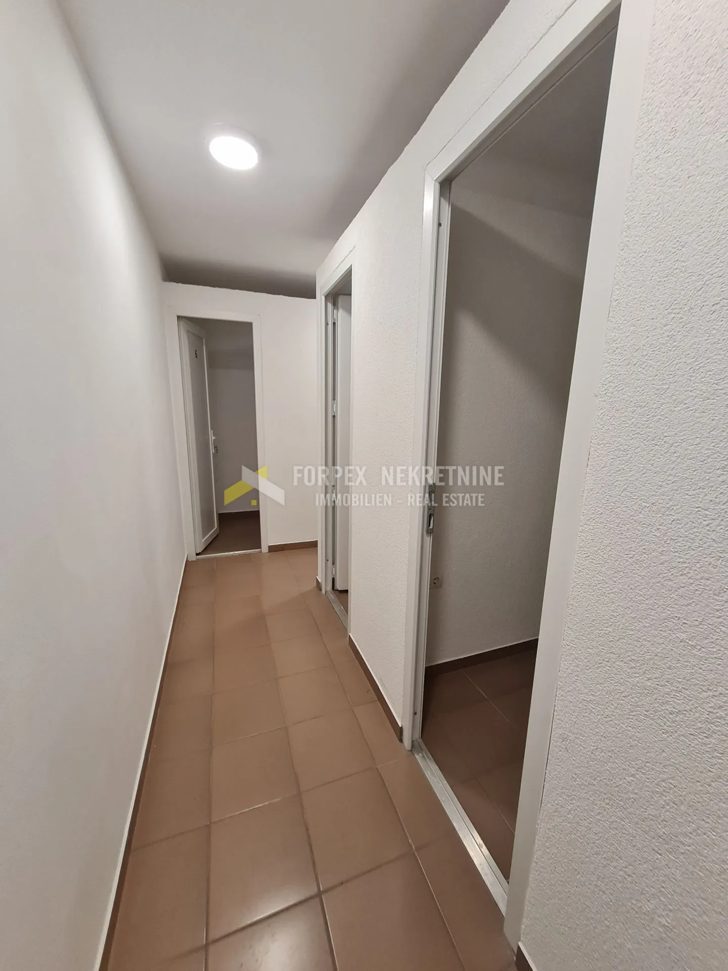 crikvenica- stan 58 m2 sa otvorenim pogledom na more - slika 10