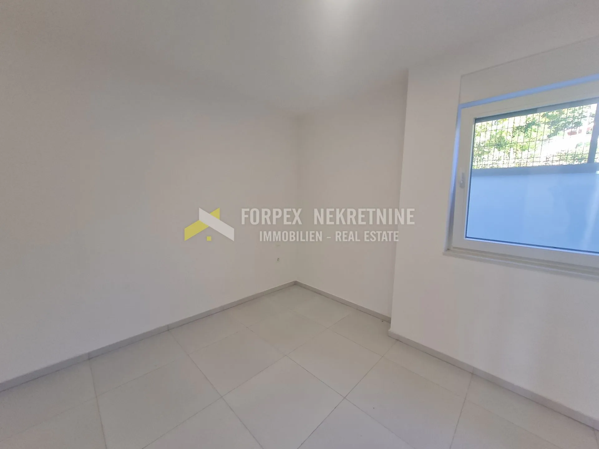 crikvenica-stan 64 m2 u novogradnji - slika 11