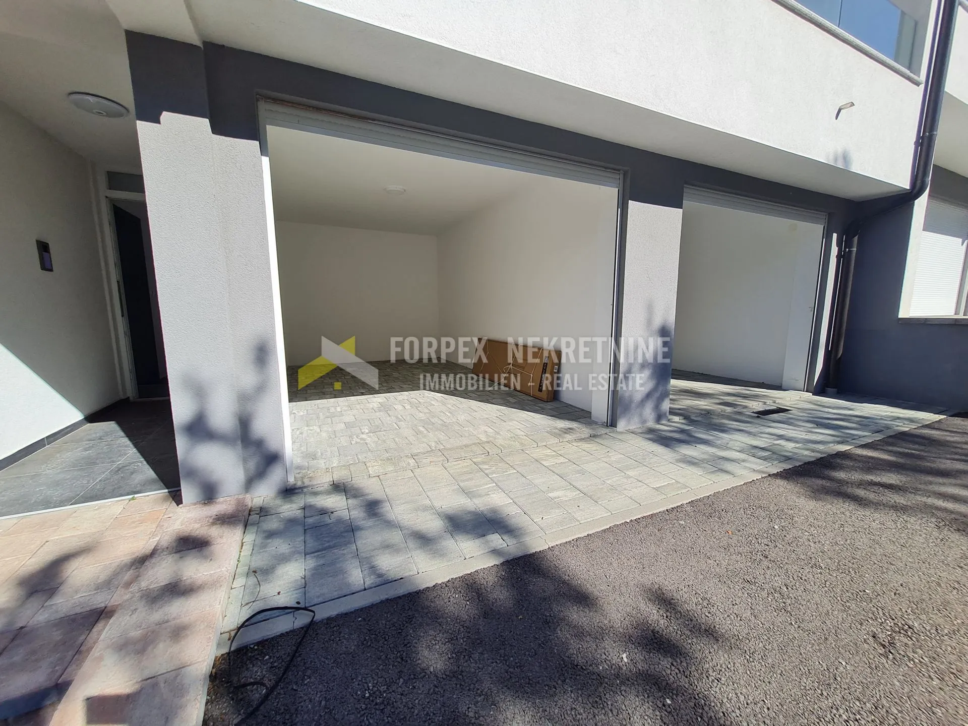 crikvenica- stan 58 m2 sa otvorenim pogledom na more - slika 11
