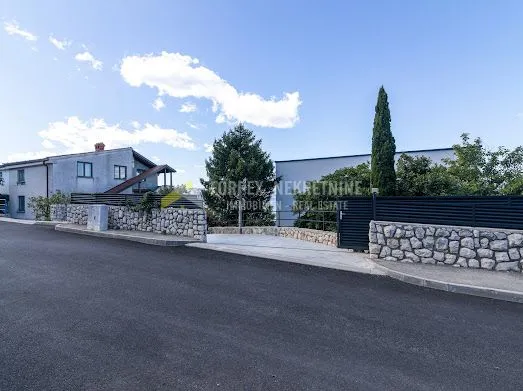 novi vinodolski-70 metara od mora moderna vila sa bazenom - slika 35