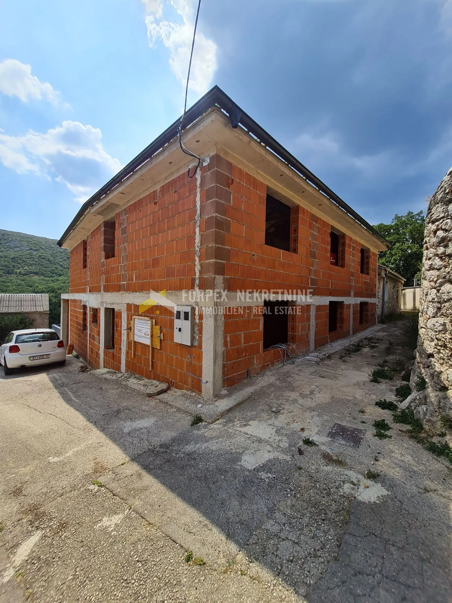 drivenik-kuća u novogradnji sa dva stana - slika 7