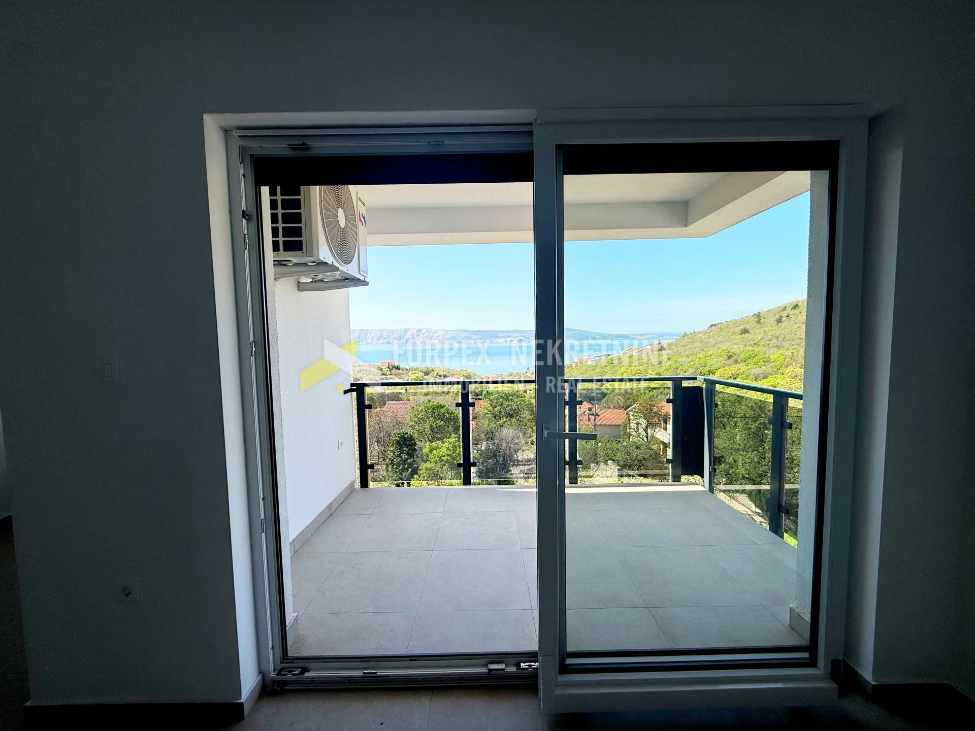 novi vinodolski-stan sa pogledom na more 54 m2 u novogradnji - slika 6