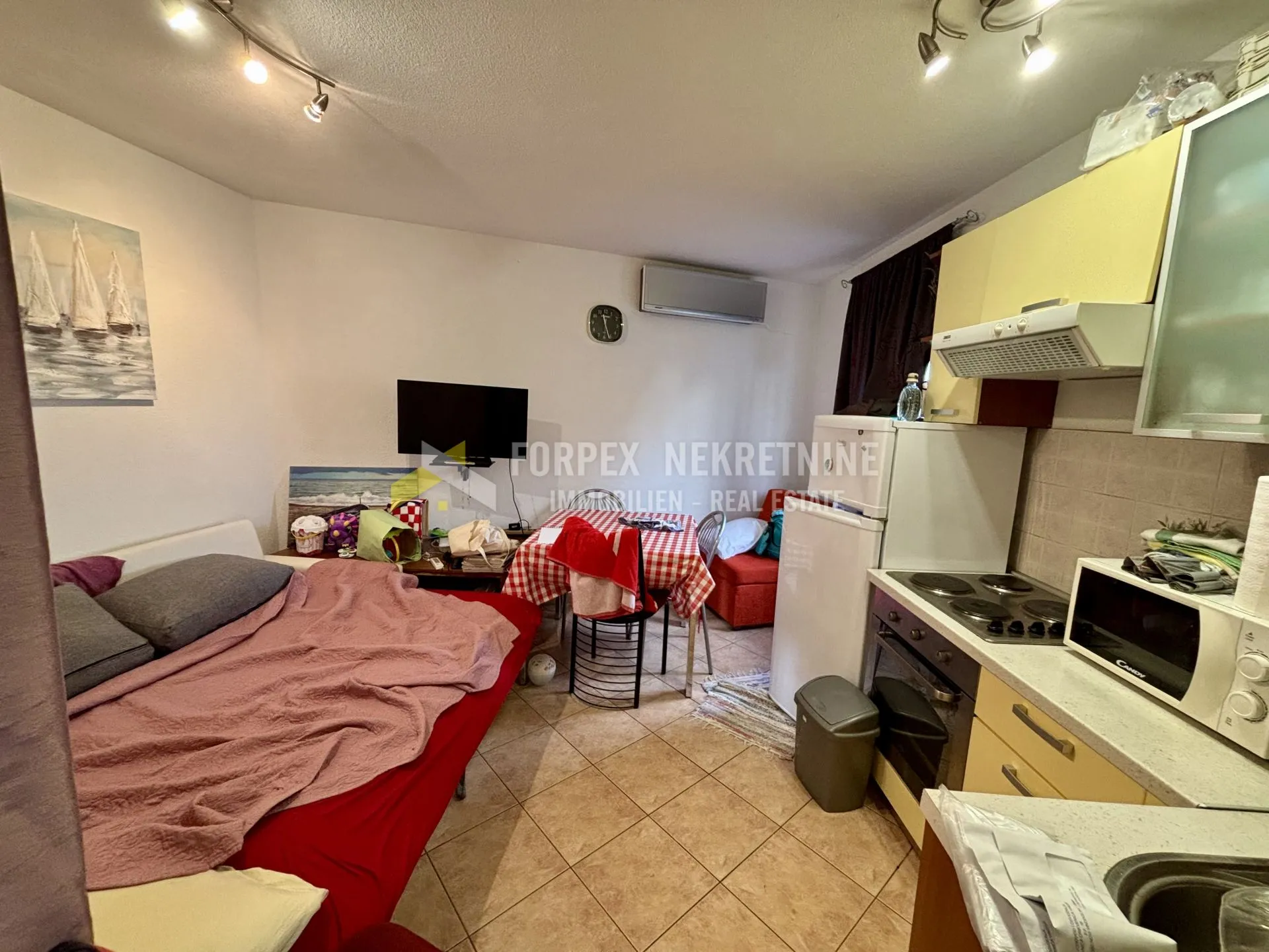 novi vinodolski-kuća u centru grada, parking, pogled na more - slika 25