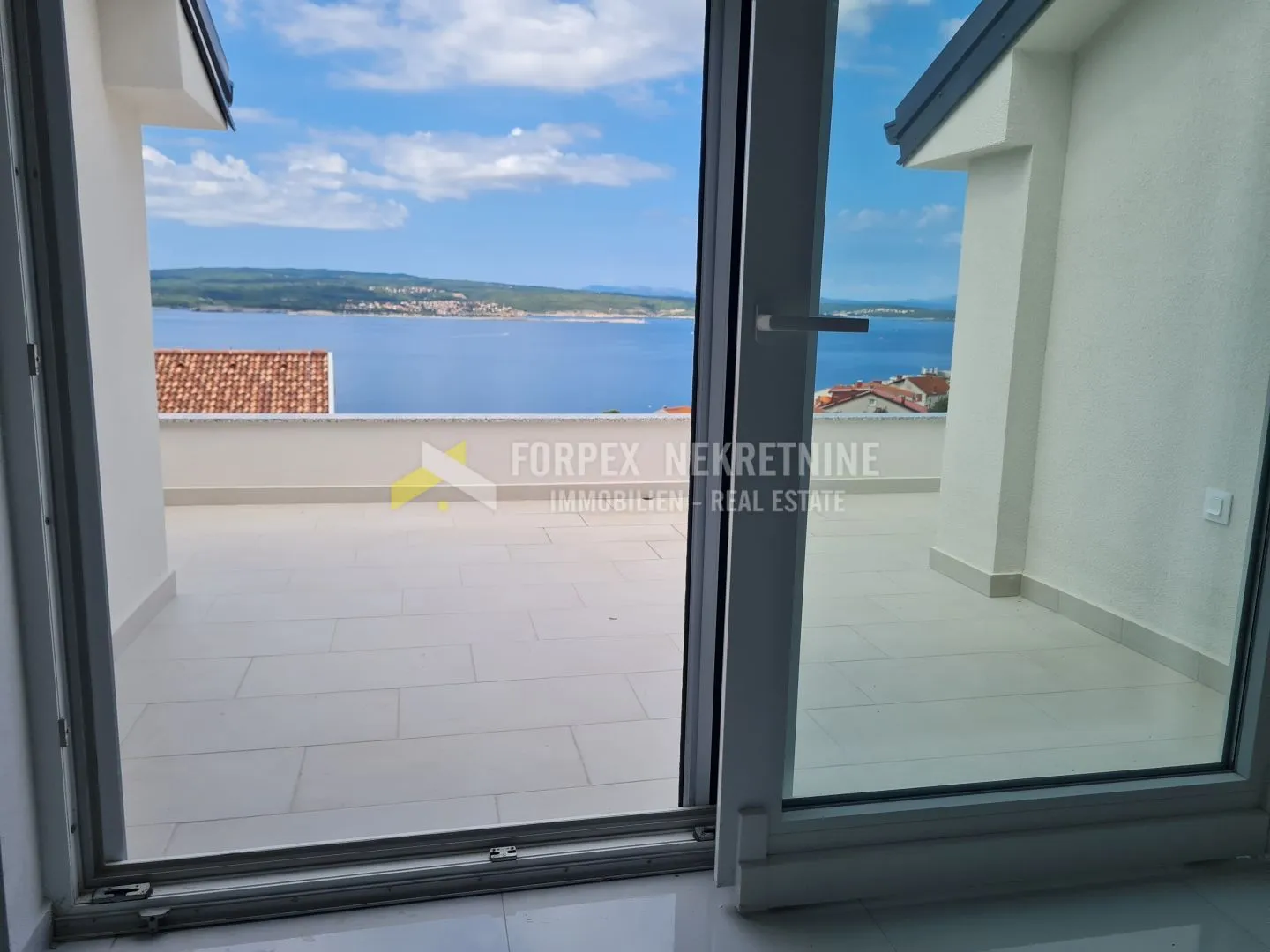 crikvenica - stan u novogradnji sa pogledom na more - slika 11