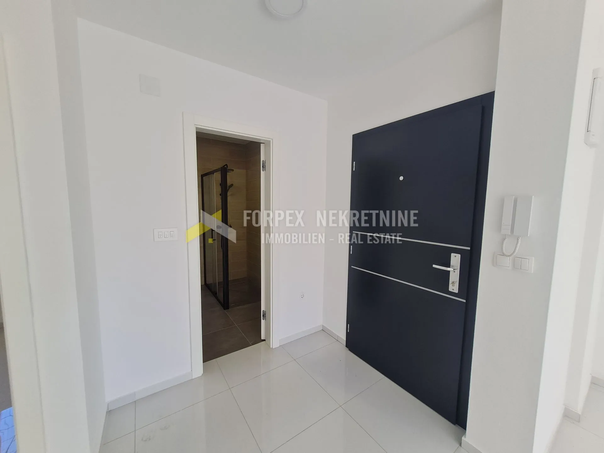 crikvenica-stan 64 m2 u novogradnji - slika 12