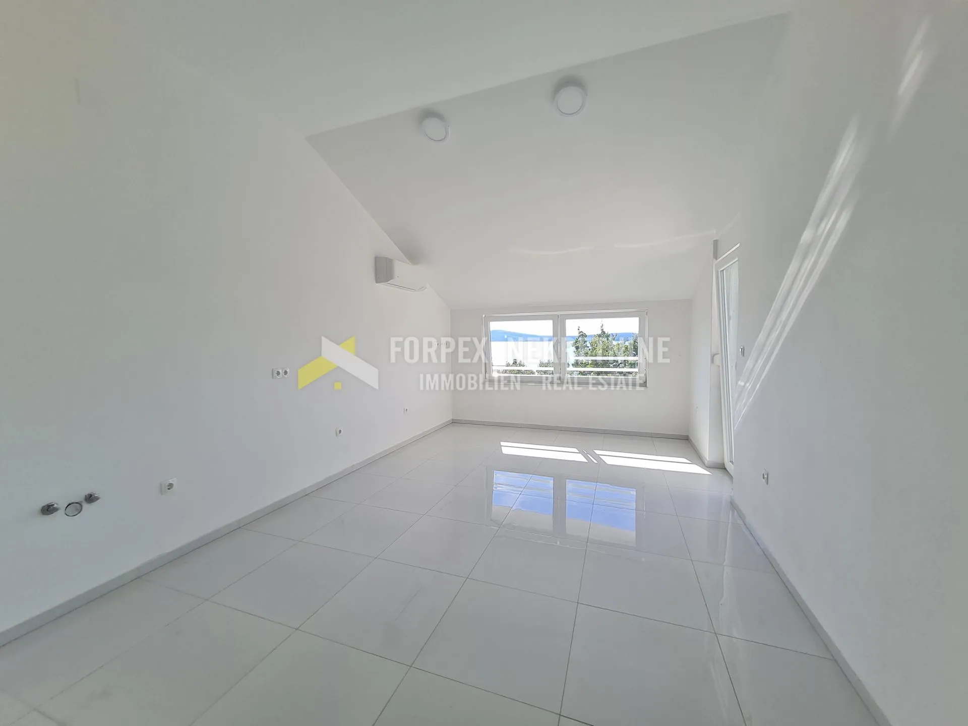 crikvenica- stan 58 m2 sa otvorenim pogledom na more - slika 2