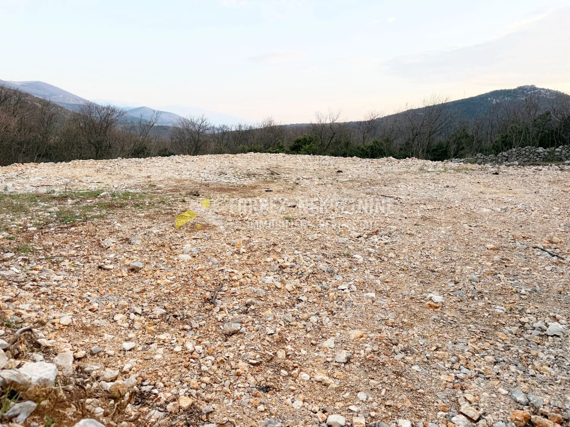 novi vinodolski-ledenice-građevinsko zemljište sa projektom - slika 2