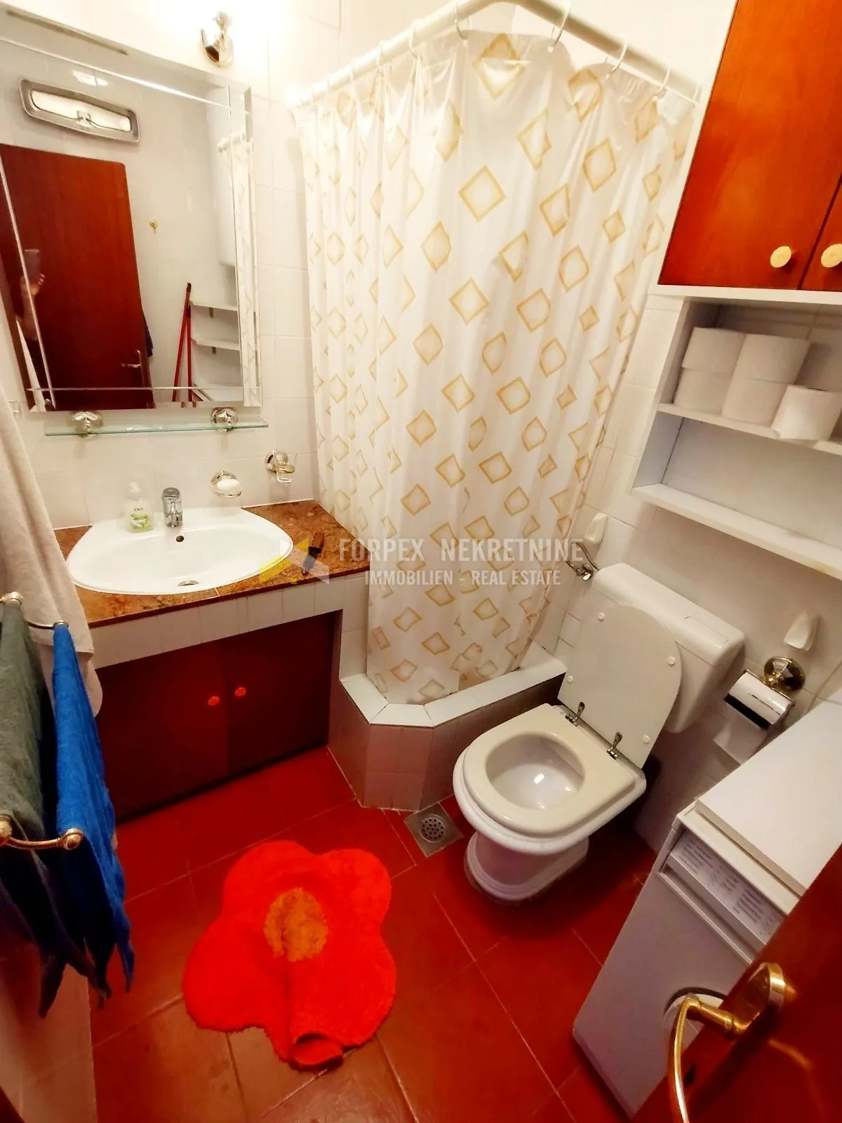 novi vinodolski-dvoetažni stan sa pogledom na more - slika 7
