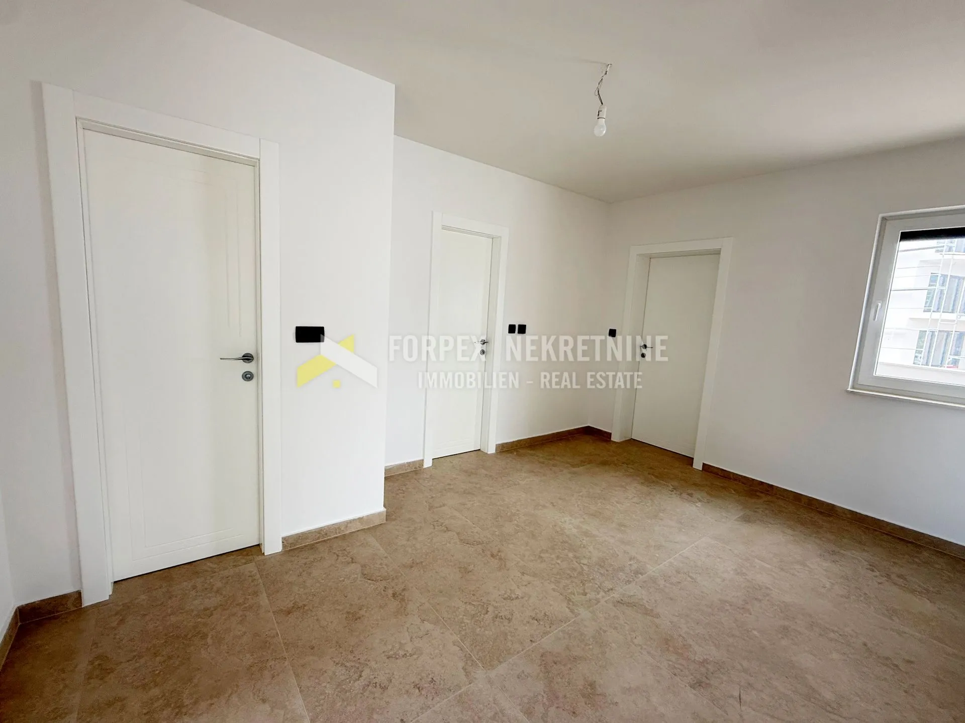 novi vinodolski-stan 90 m2 u novogradnji 400 metara od mora - slika 2