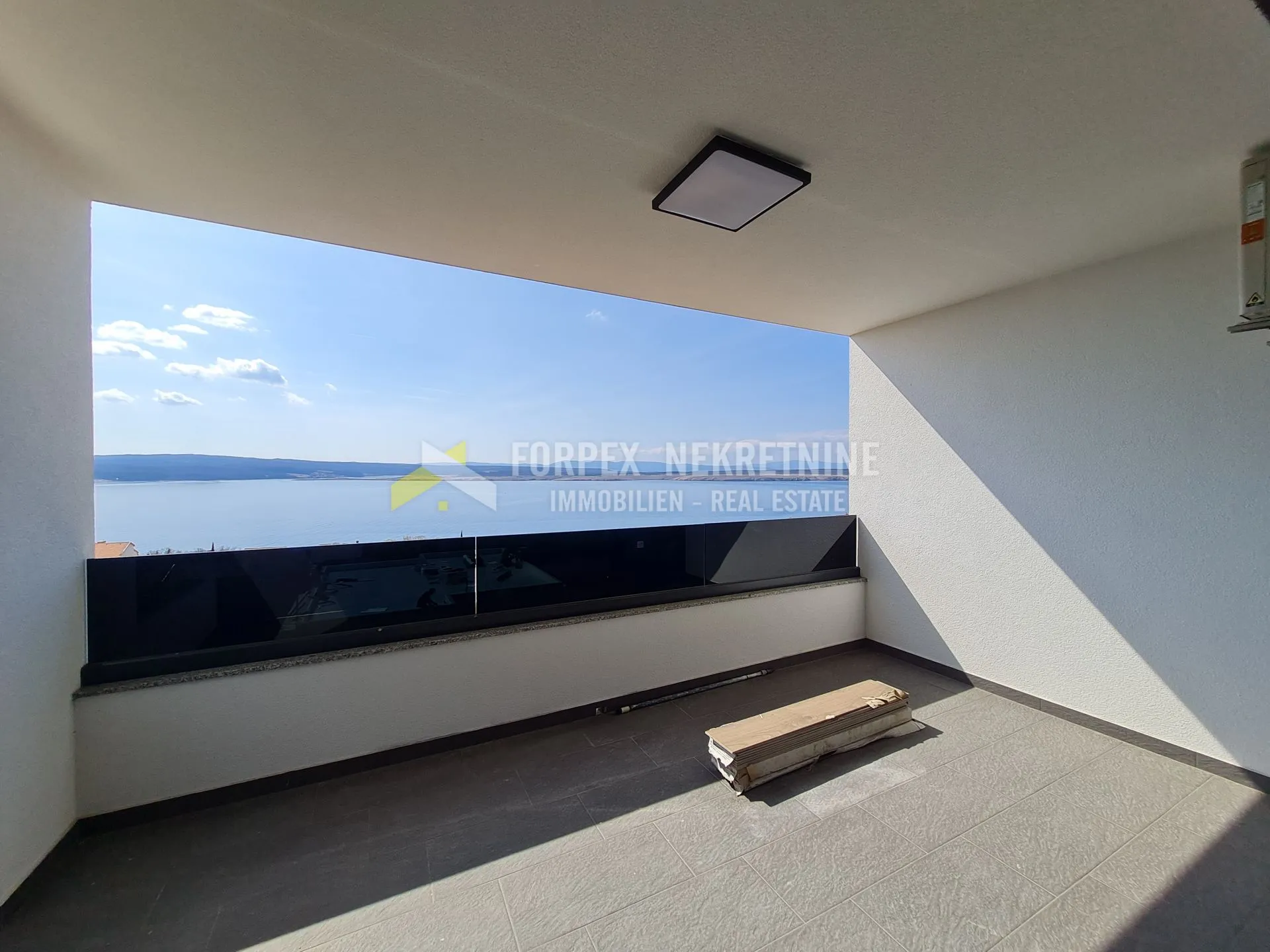 crikvenica-dvoetažni stan 101 m2 sa pogledom na more - slika 3