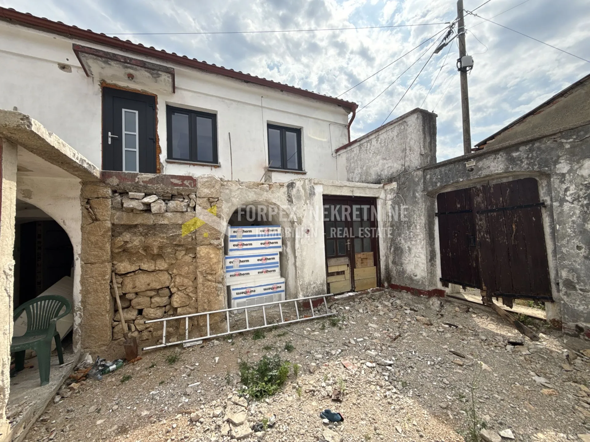 crikvenica -grižane-kuća sa okućnicom za adaptaciju - slika 5