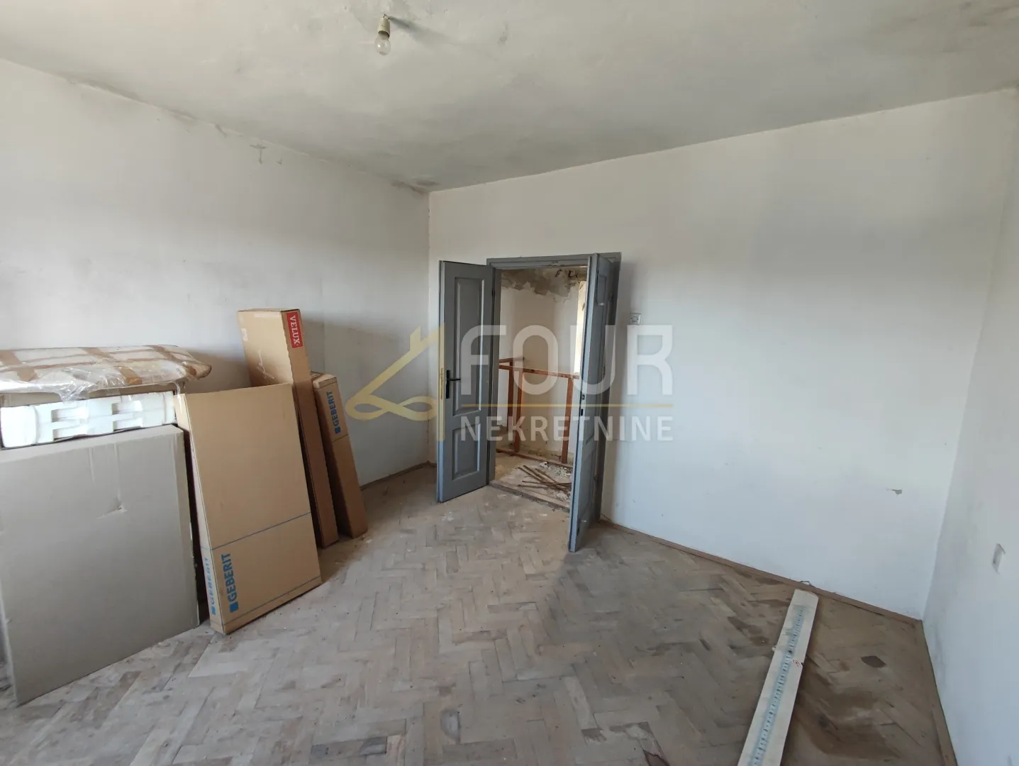 bribir, starina s pogledom na more - slika 5