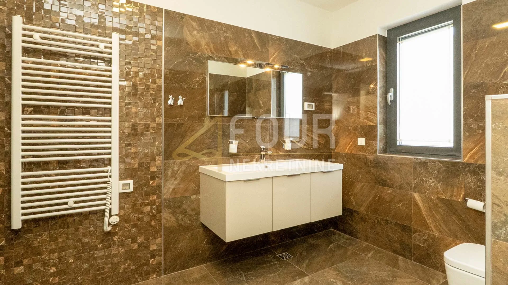 istra, rovinj, luksuzni dvoetažni penthouse, garaža, 100m od mora i plaže - slika 11