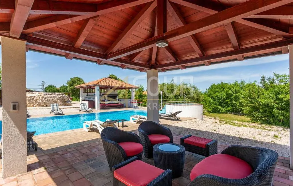 otok krk, dobrinj, samostojeća vila s bazenom - slika 2