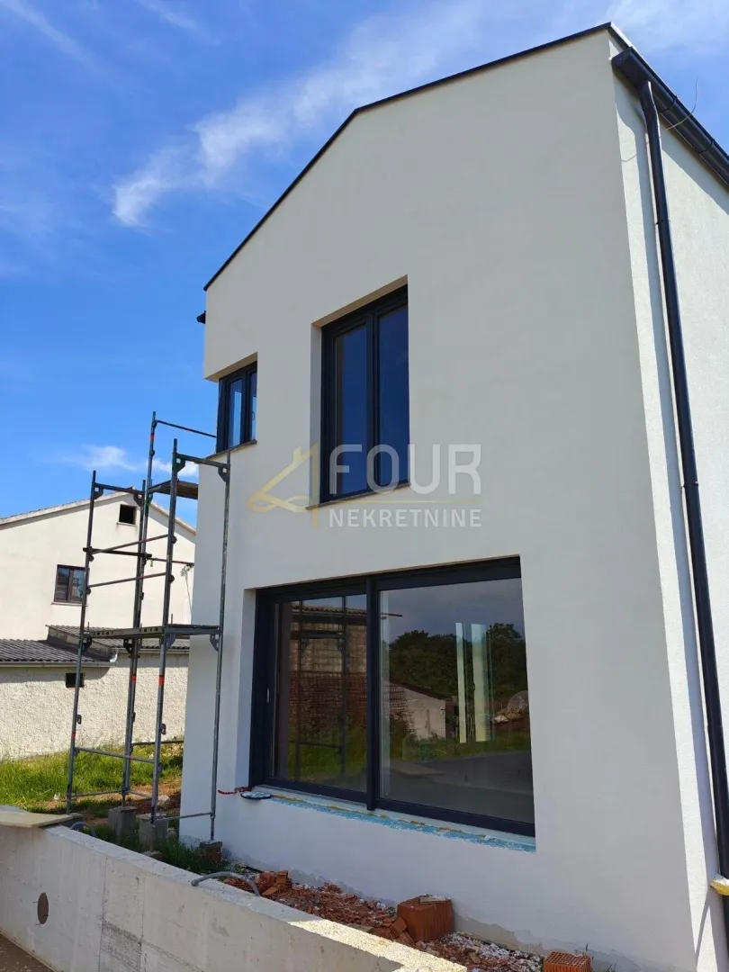 istra, svetvinčenat, novogradnja s bazenom, 160m2 - slika 11