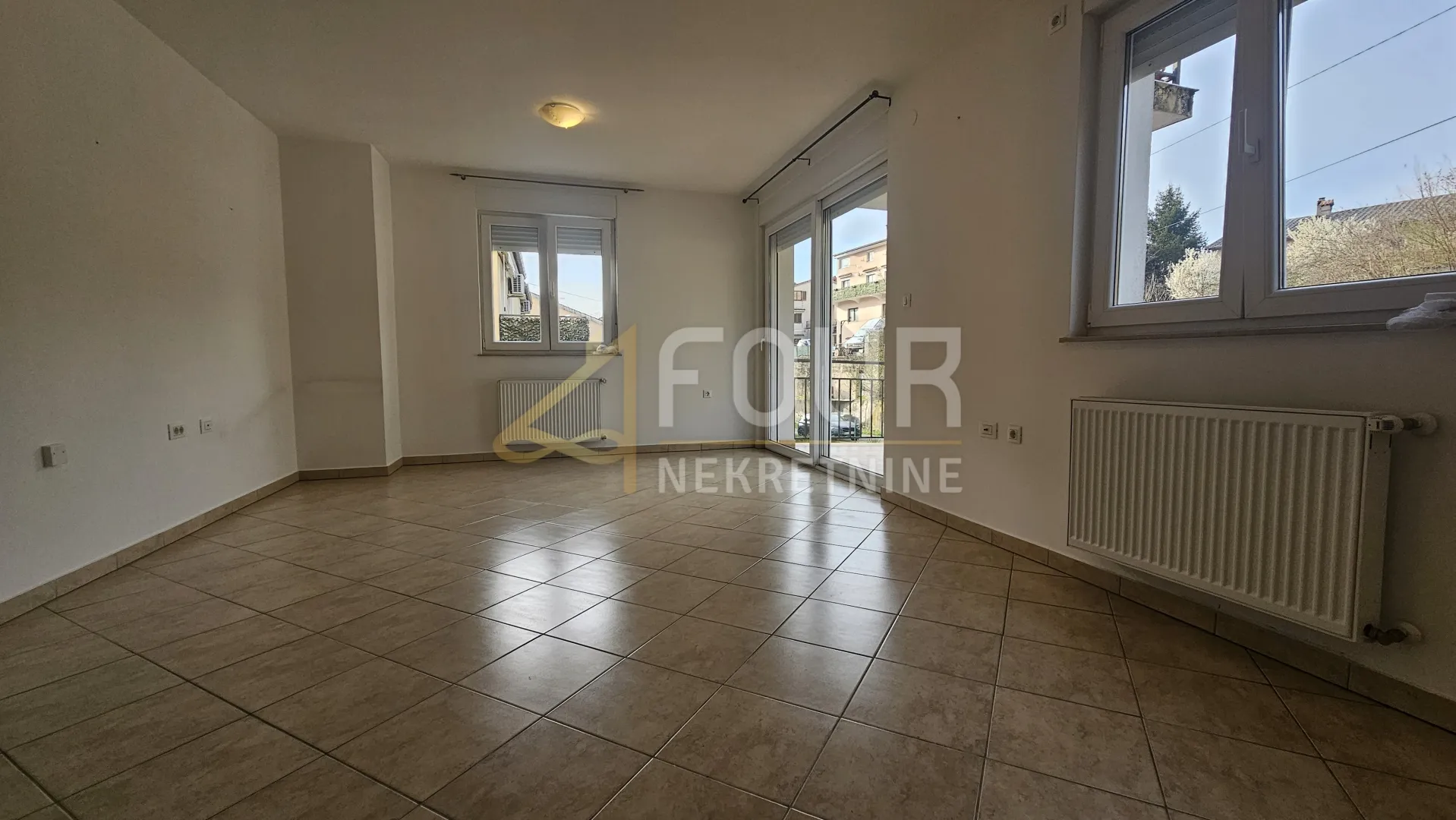 viškovo, 75.11m2, 2s+db, balkon, veliko spremište! - slika 2