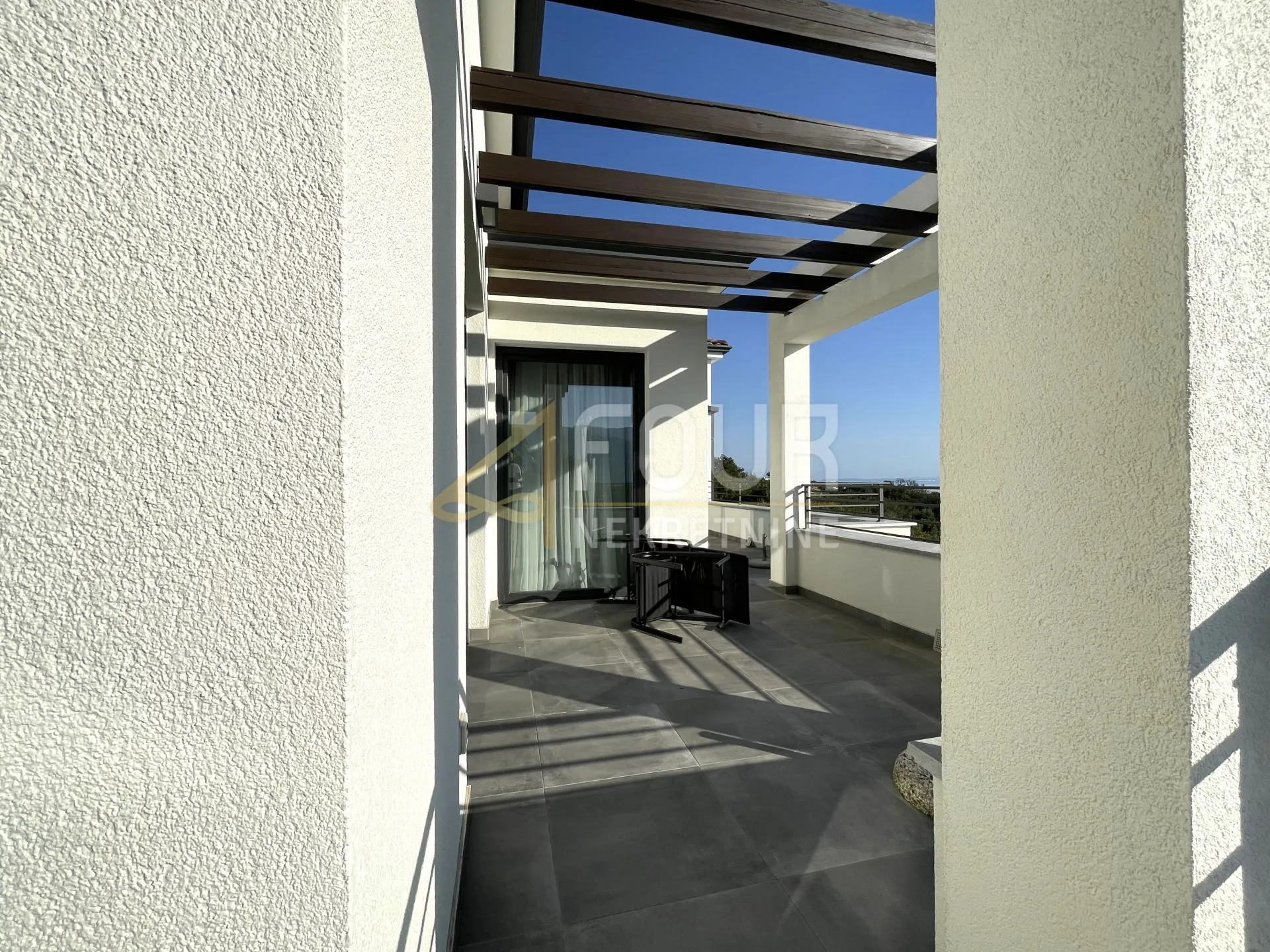 kastav, martinkovac, vila s tri stana i bazenom, 400m2 - slika 27