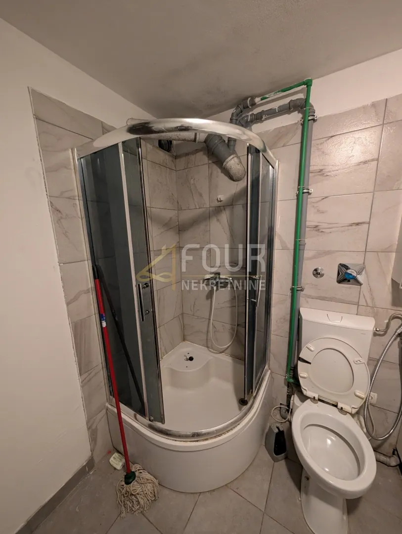 najam, rijeka, pehlin, 74m2, 3skl, cijena po radniku! - slika 19