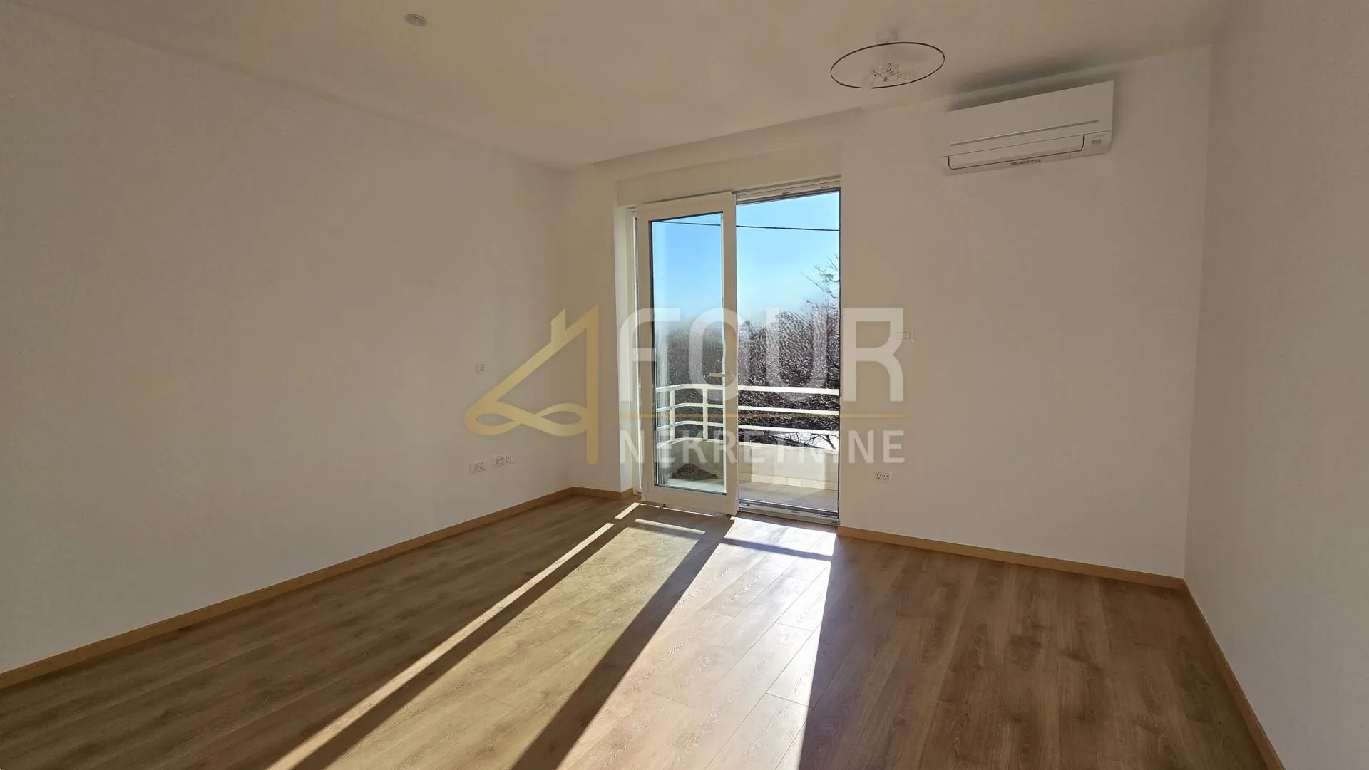 rijeka, vojak, 97m2, 3skl, balkon - slika 3