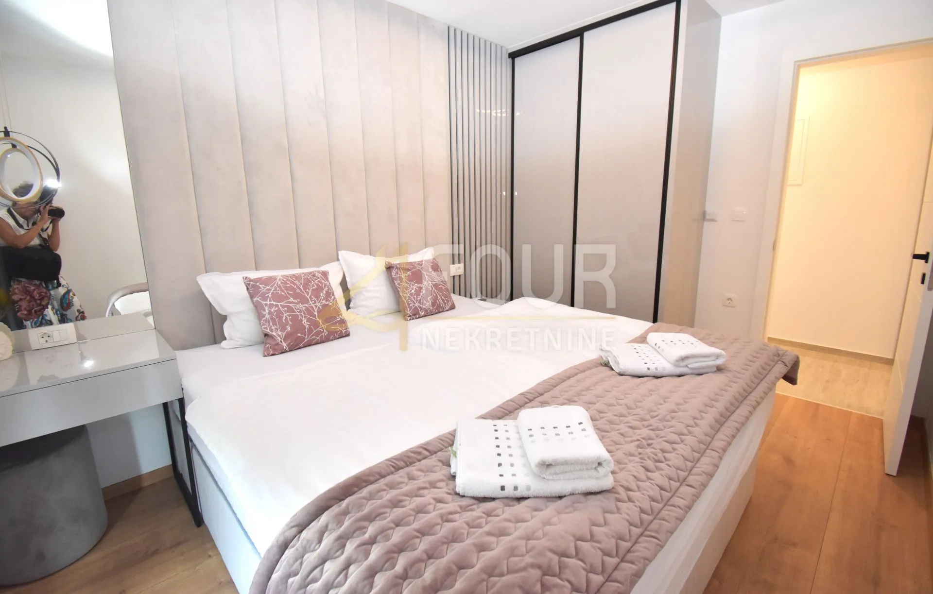 otok krk, malinska, novogradnja, 88.42m2, 3s+db, bazen, okućnica - slika 11