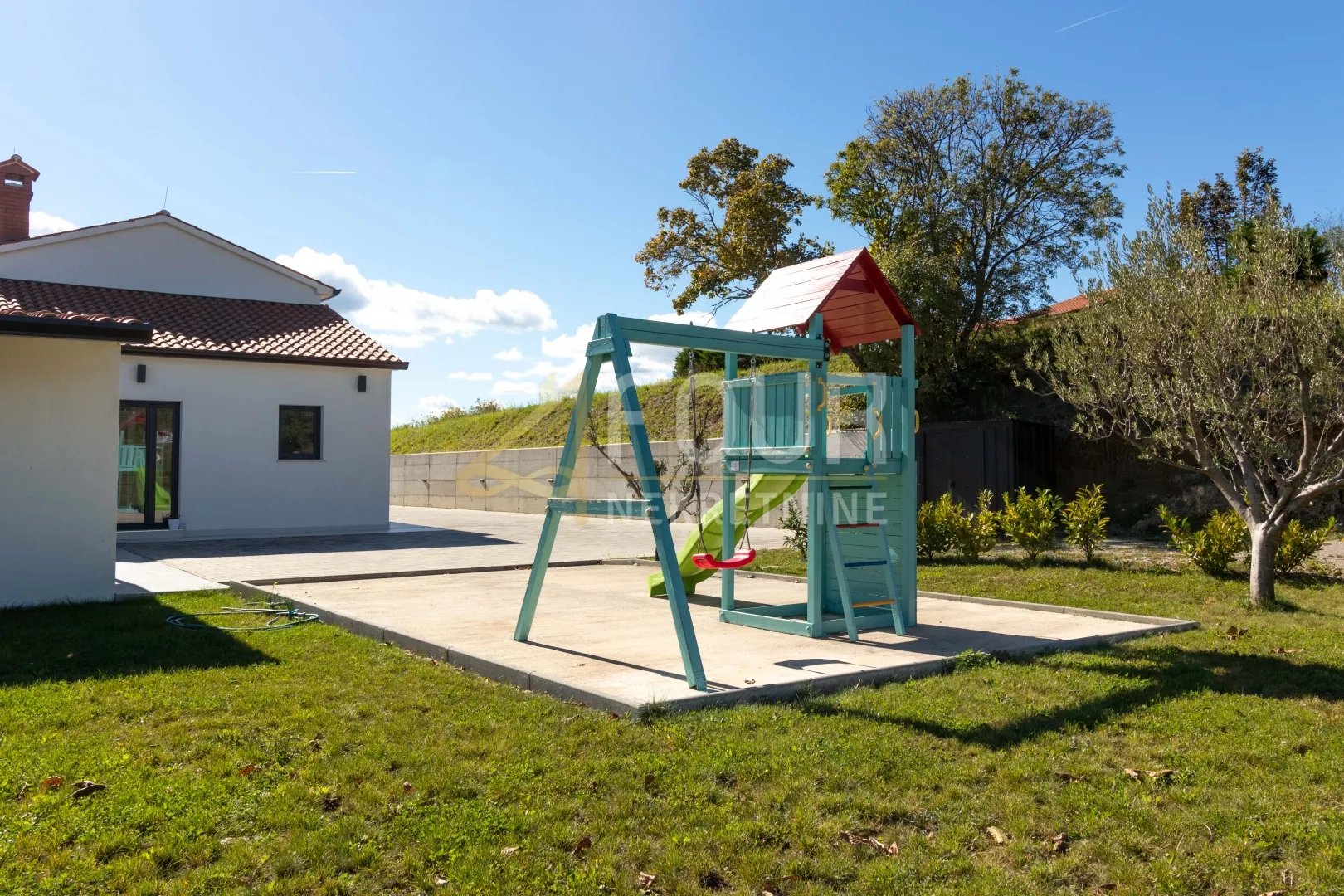 istra, buzet, luksuzna vila s bazenom - slika 41