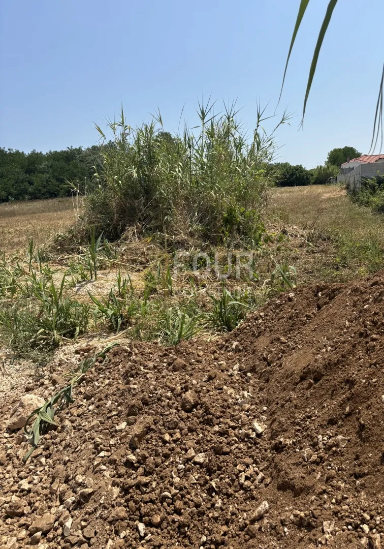 zadar, privlaka, građevinsko zemljište 2.513m2 - slika 2