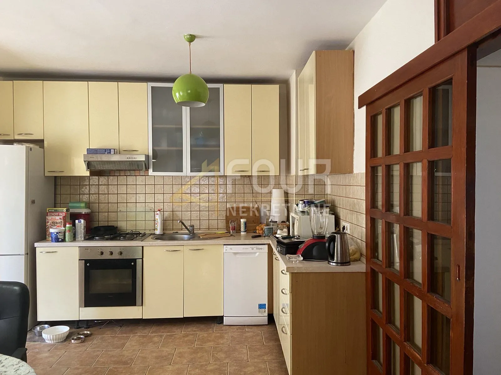 rijeka, zamet, samostojeća kuća, 2 stana, konoba, okućnica - slika 4
